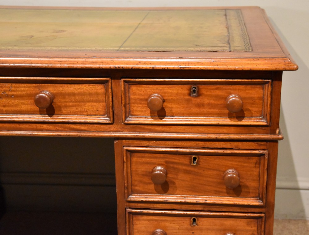 Mid 19th century mahogany pedestal desk View VI