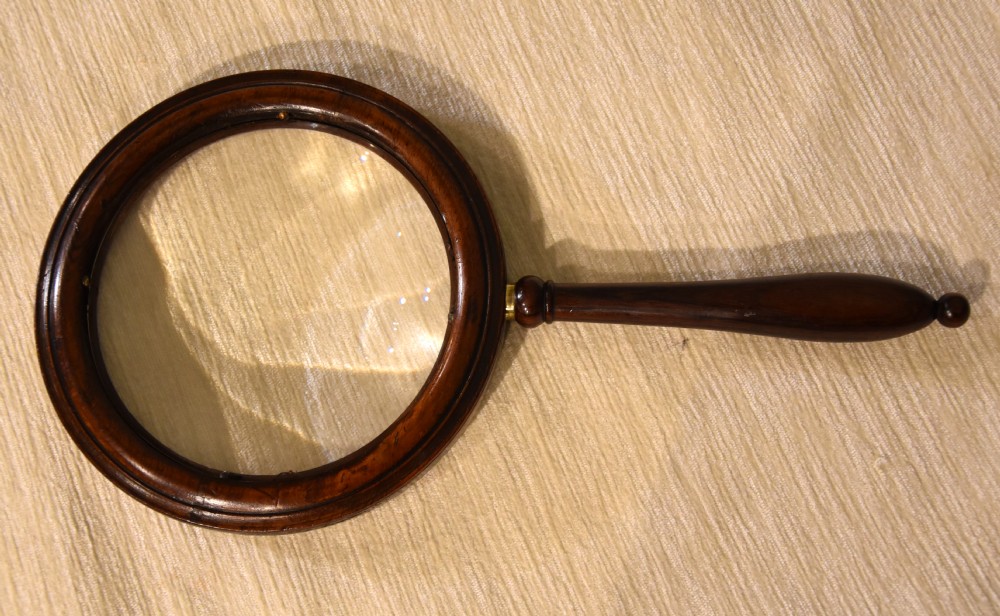 Large George III rosewood magnifying glass View IV