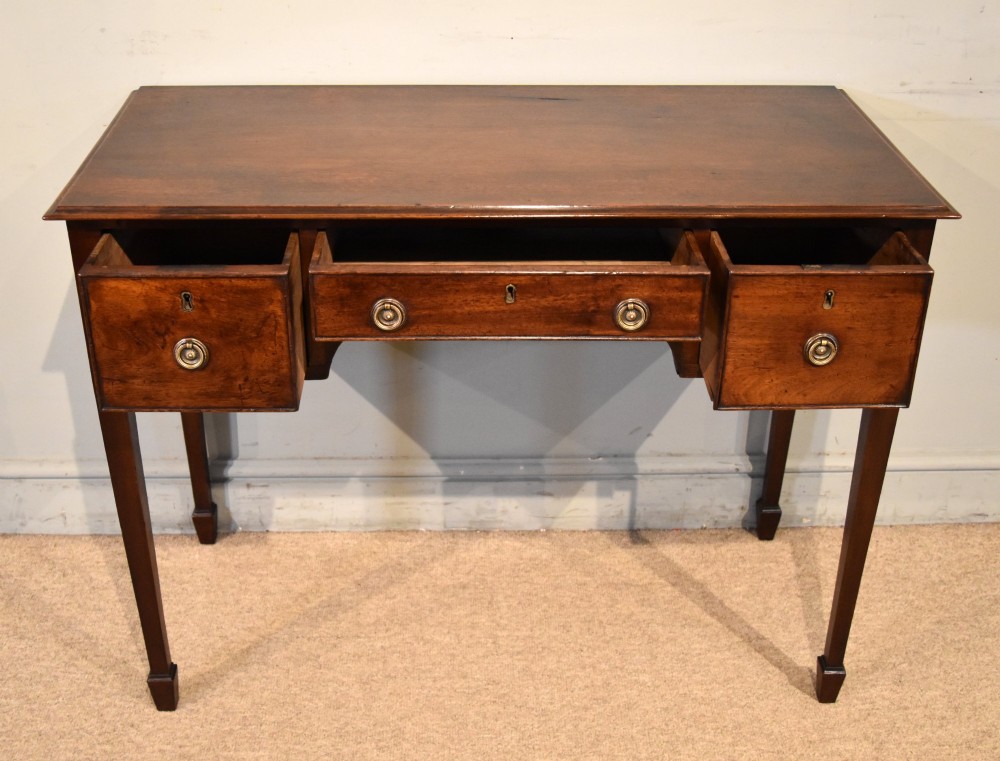 Early 19th century mahogany dressing table View IV