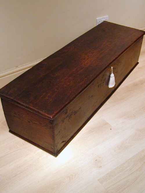 GEORGIAN SWORD CHEST IN OAK - ADDITIONAL PHOTO 2