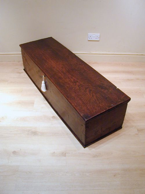 GEORGIAN SWORD CHEST IN OAK - ADDITIONAL PHOTO 7