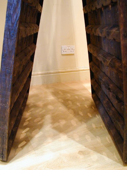 A STUNNING SOLID OAK WINE RACK - ADDITIONAL PHOTO 9