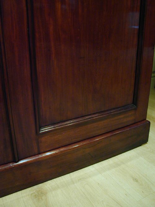 TWODOOR HEAL'S WARDROBE - ADDITIONAL PHOTO 7