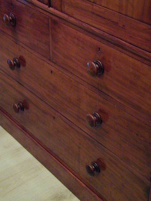 A FINE VICTORIAN LINEN PRESS - ADDITIONAL PHOTO 4