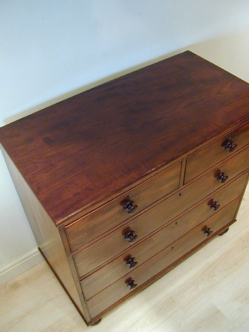 A SUPERB REGENCY CHEST OF DRAWERS - ADDITIONAL PHOTO 7