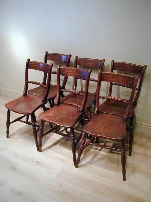 AN EXQUISITE SET OF SIX COUNTRY CHAIRS - ADDITIONAL PHOTO 2