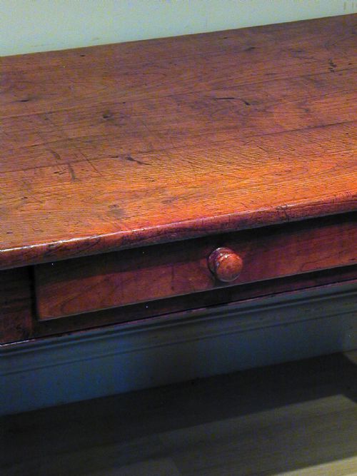 A BEAUTIFUL REFECTORY DINING TABLE - ADDITIONAL PHOTO 2