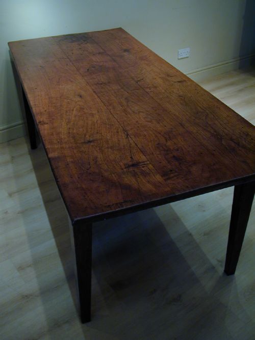 A BEAUTIFUL REFECTORY DINING TABLE - ADDITIONAL PHOTO 4