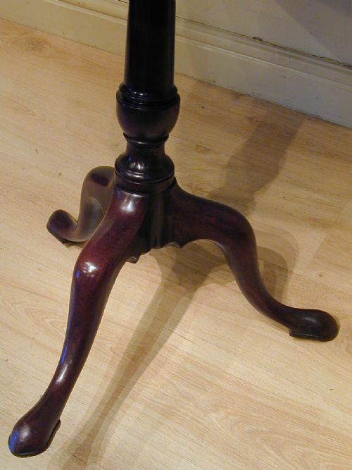 A VERY FINE GEORGIAN TRIPOD TABLE - ADDITIONAL PHOTO 4