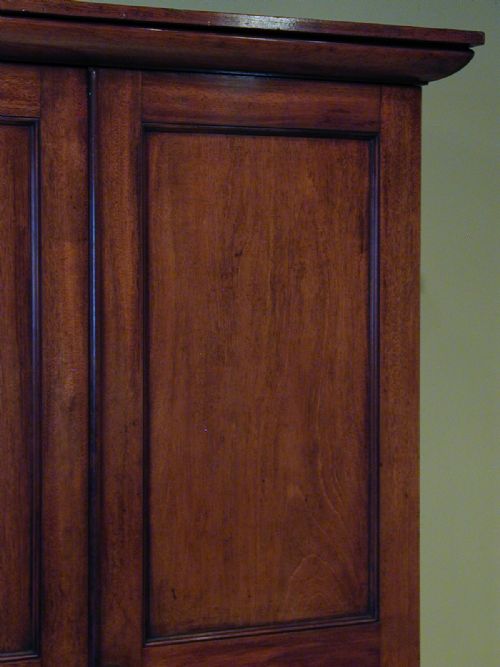 AN EXQUISITE SMALL TWODOOR WARDROBE - ADDITIONAL PHOTO 9
