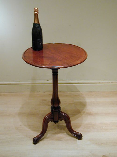 a stunning victorian tripod table - CATEGORY: ANTIQUE TABLES - DATED 1870
