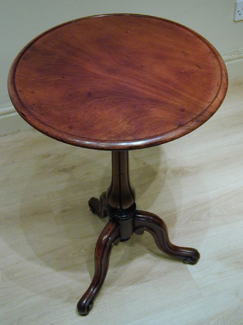 A STUNNING VICTORIAN TRIPOD TABLE - ADDITIONAL PHOTO 1