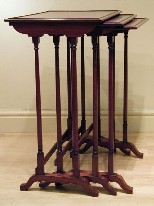A FINE NEST OF EDWARDIAN TABLES - ADDITIONAL PHOTO 1