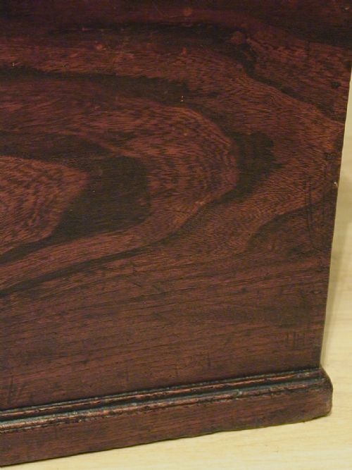 A FINE MEDIUMSIZED ELM STORAGE TRUNK - ADDITIONAL PHOTO 11