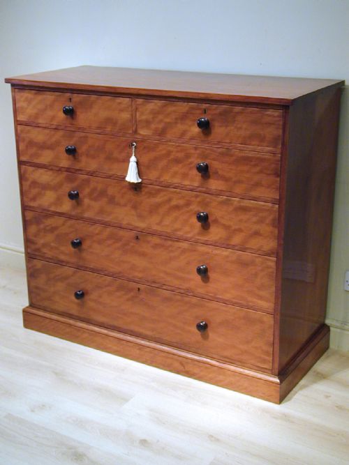 FINEST QUALITY CHEST OF DRAWERS BY GILLOWS OF LANCASTER - ADDITIONAL PHOTO 4