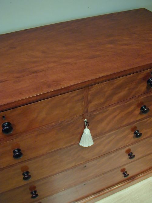 FINEST QUALITY CHEST OF DRAWERS BY GILLOWS OF LANCASTER - ADDITIONAL PHOTO 6