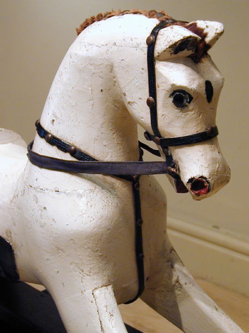 A CHARMING EARLY 20TH CENTURY ROCKING HORSE - ADDITIONAL PHOTO 5