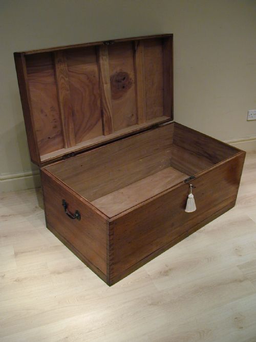 A SUPERB LARGE CAMPHORWOOD TRUNK - ADDITIONAL PHOTO 8