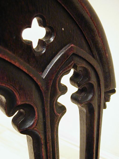 AN ATTRACTIVE PAIR OF HALL CHAIRS - ADDITIONAL PHOTO 9