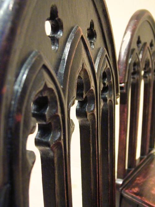 AN ATTRACTIVE PAIR OF HALL CHAIRS - ADDITIONAL PHOTO 10