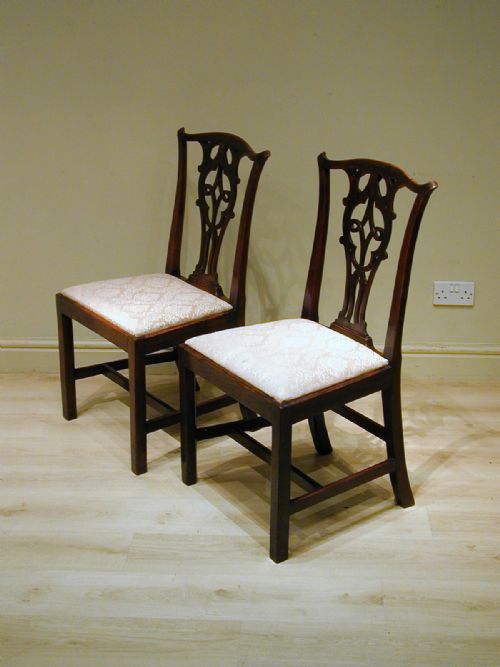 a fine pair of 18th century chairs - CATEGORY: ANTIQUE CHAIRS - DATED 1750