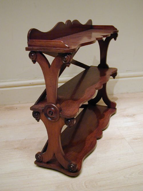A FINE SET OF VICTORIAN WALLHANGING SHELVES - ADDITIONAL PHOTO 7