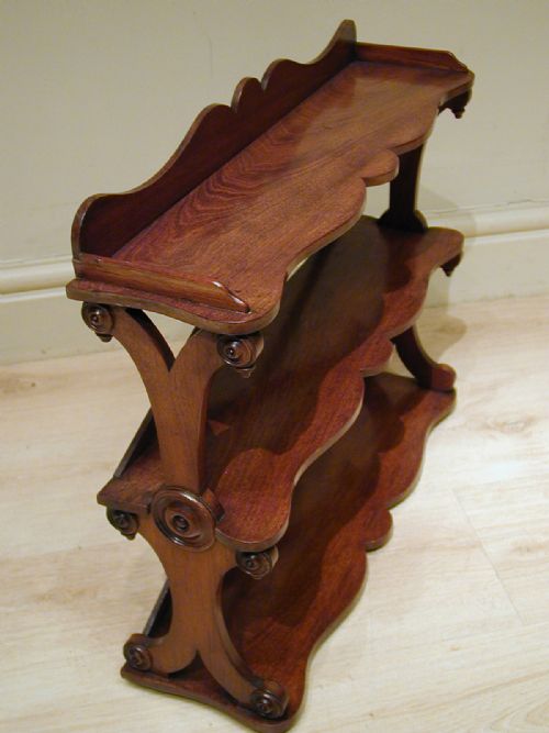 A FINE SET OF VICTORIAN WALLHANGING SHELVES - ADDITIONAL PHOTO 8