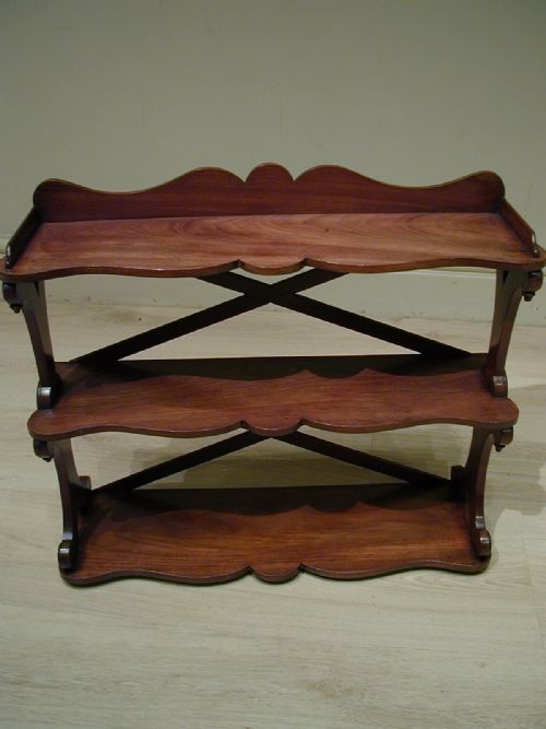 A FINE SET OF VICTORIAN WALLHANGING SHELVES - ADDITIONAL PHOTO 10