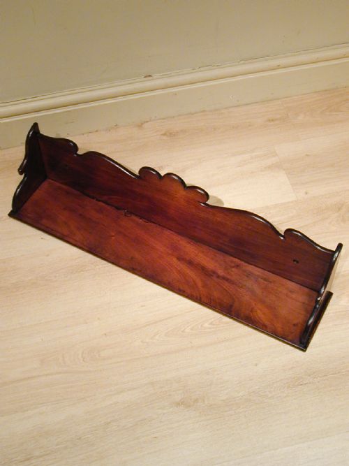A SUBLIME QUALITY BOOK TROUGH OR WALL SHELF - ADDITIONAL PHOTO 6