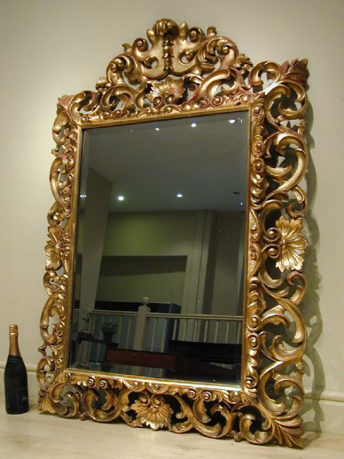 a beautiful mid19th century giltwood mirror - CATEGORY: ANTIQUE MIRRORS - DATED 19TH CENTURY