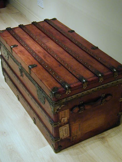 A BEAUTIFUL EDWARDIAN STEAMER TRUNK - ADDITIONAL PHOTO 3