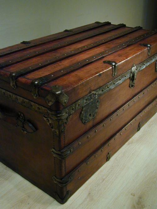 A BEAUTIFUL EDWARDIAN STEAMER TRUNK - ADDITIONAL PHOTO 7