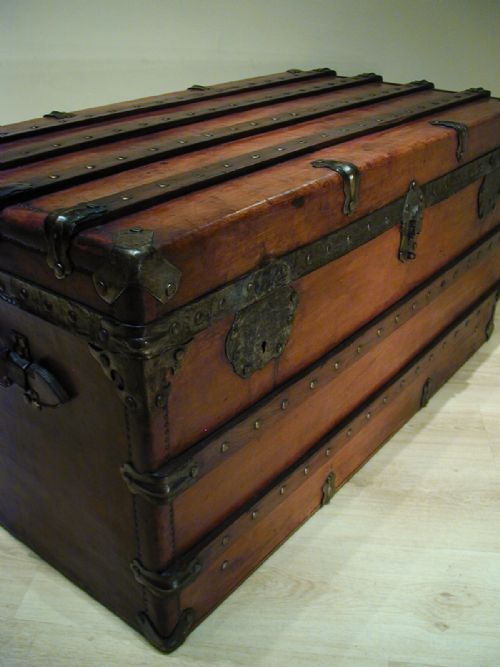 A BEAUTIFUL EDWARDIAN STEAMER TRUNK - ADDITIONAL PHOTO 12