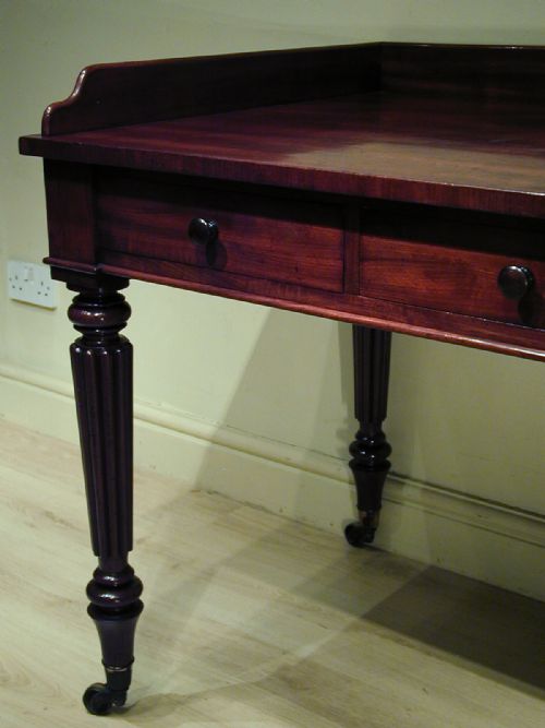 FINEST QUALITY DESK BY GILLOWS OF LANCASTER - ADDITIONAL PHOTO 7