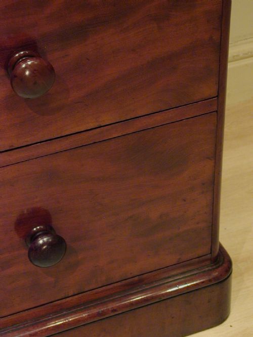 TOP QUALITY CHEST ATTRIBUTED TO HEALS - ADDITIONAL PHOTO 6