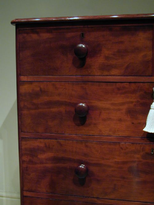 TOP QUALITY CHEST ATTRIBUTED TO HEALS - ADDITIONAL PHOTO 13