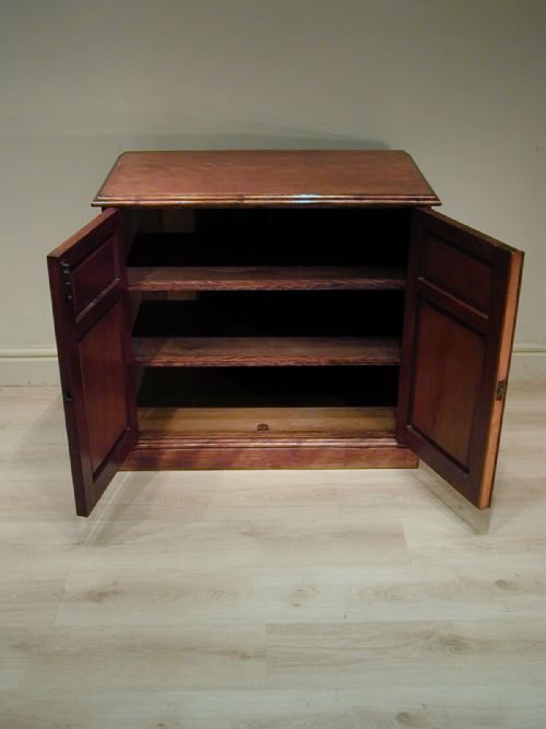 A FINE TWO DOOR VICTORIAN CUPBOARD - ADDITIONAL PHOTO 11