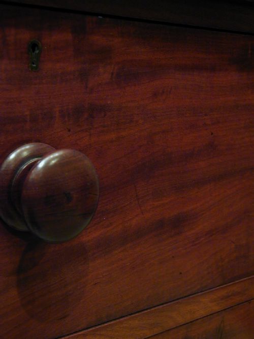 A VERY FINE 19TH CENTURY LINEN PRESS - ADDITIONAL PHOTO 13