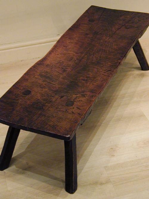 A USEFUL LOW TABLE IN SOLID ENGLISH OAK - ADDITIONAL PHOTO 13