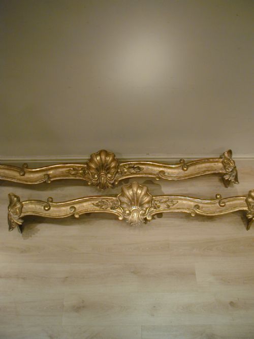 EARLYMID19TH CENTURY GILDED CURTAIN PELMETS - ADDITIONAL PHOTO 1