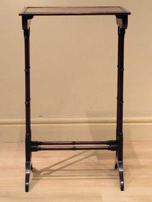 AN ELEGANT REGENCY TABLE IN MAHOGANY - ADDITIONAL PHOTO 8