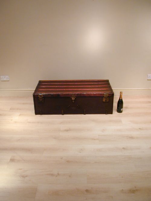 A BEAUTIFUL EARLY 20TH CENTURY STEAMER TRUNK - ADDITIONAL PHOTO 1