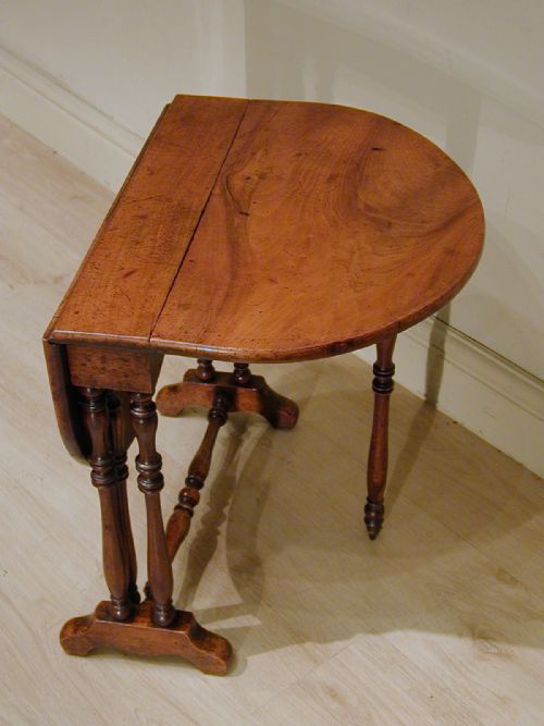 BEAUTIFUL LITTLE SUTHERLAND TABLE - ADDITIONAL PHOTO 5