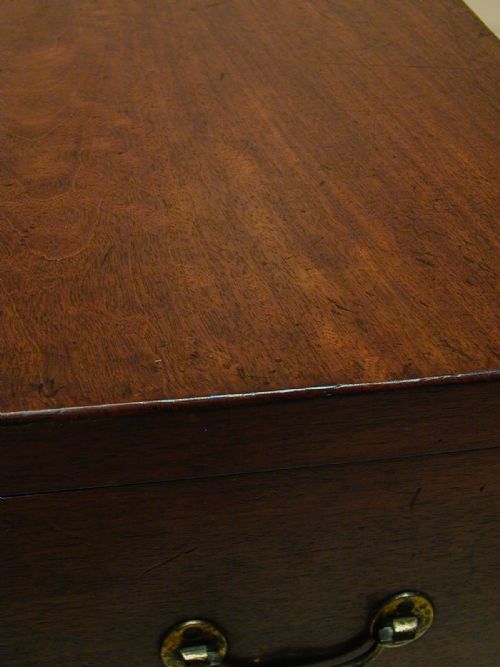 BEAUTIFUL STORAGE TRUNK IN MAHOGANY - ADDITIONAL PHOTO 12