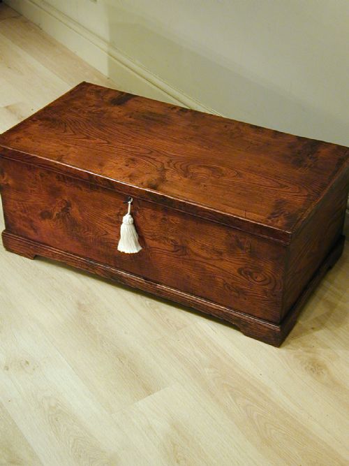 A STUNNING ENGLISH ELM TRUNK - ADDITIONAL PHOTO 2