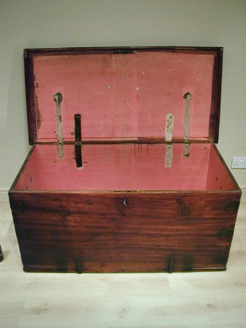 A MAGNIFICENT SOLID CAMPHORWOOD TRUNK - ADDITIONAL PHOTO 14