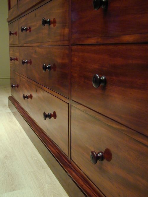 FINEST QUALITY 4DOOR WARDROBE - ADDITIONAL PHOTO 10