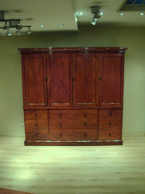 FINEST QUALITY 4DOOR WARDROBE - ADDITIONAL PHOTO 12