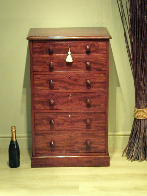 a very fine small chest of drawers by heals - CATEGORY: ANTIQUE CHEST OF DRAWERS - DATED 1870