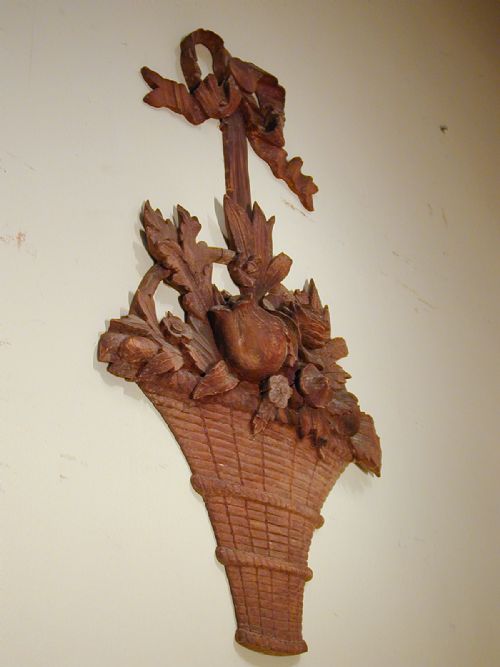 A BEAUTIFUL HANDCARVED WALL APPLIQU - ADDITIONAL PHOTO 10